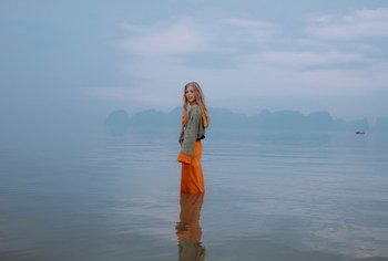 Future Fresh #059 - 'Sunrise in the East' x Becky Hill